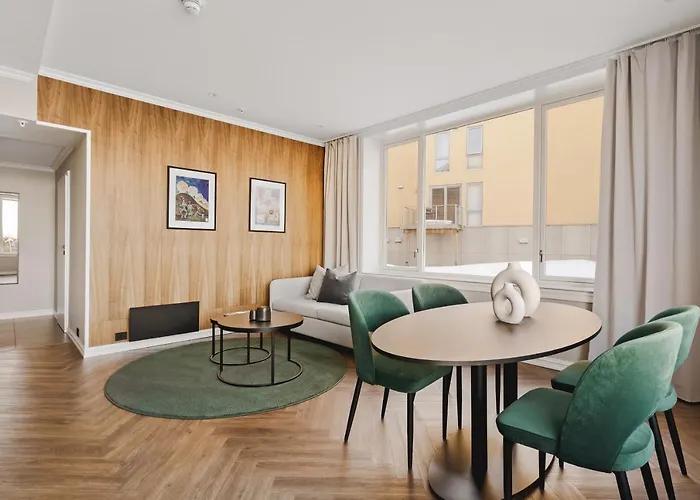 Enter St Elisabeth & 4*