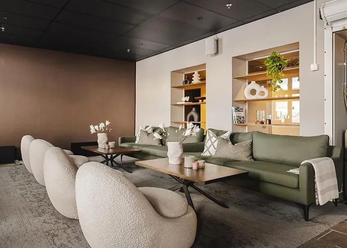 Enter St Elisabeth & Hotell