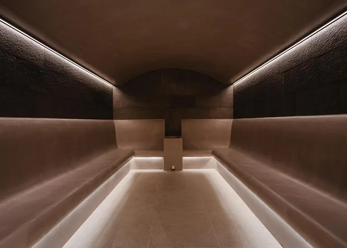 Enter St Elisabeth & 4*