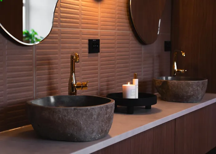 Enter St Elisabeth & 4* Tromsø