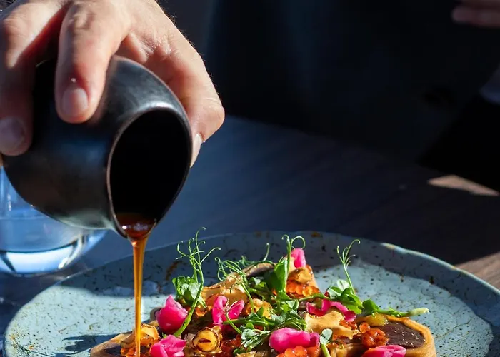 Enter St Elisabeth & 4*