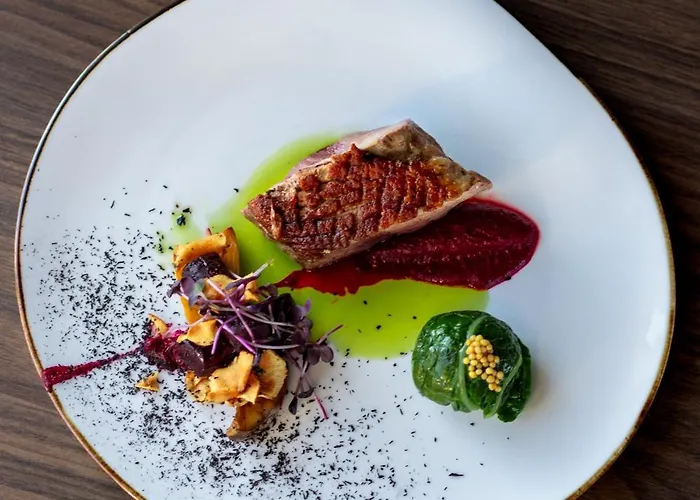 Enter St Elisabeth & Hotell