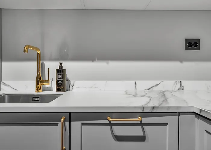 Enter St Elisabeth & Hotell 4*