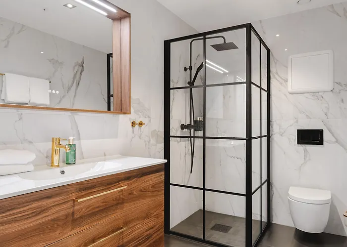 Enter St Elisabeth & Hotell 4*