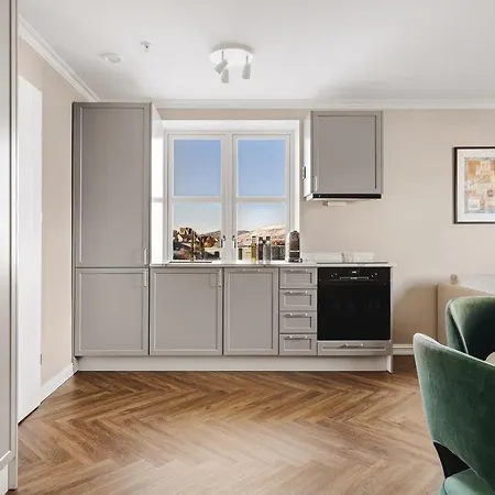 Enter St Elisabeth & 4* Tromsø